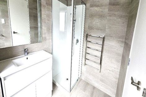 Photo of property in 72 Seafarer Crescent, Stanmore Bay, Whangaparaoa, 0932