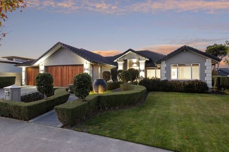 Photo of property in 10 Ruby Avenue, Northwood, Christchurch, 8051