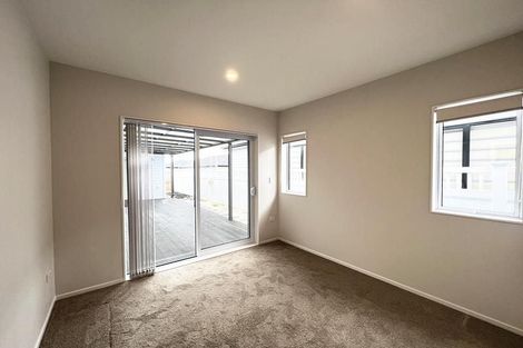 Photo of property in 40 Holcroft Street, Papakura, 2110