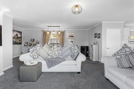 Photo of property in 26 Melford Close, Rangiora, 7400