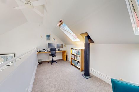 Photo of property in 118 Elizabeth Street, Mount Victoria, Wellington, 6011