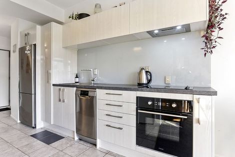 Photo of property in The Grange, 69/92 Bush Road, Albany, Auckland, 0632