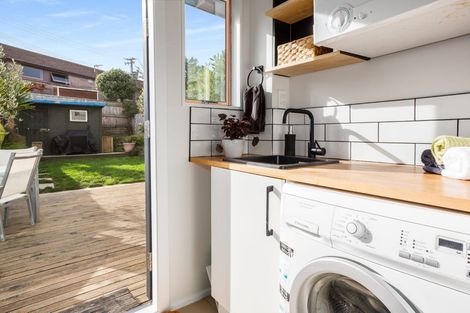 Photo of property in 4/22 Richard Street, Titahi Bay, Porirua, 5022