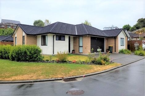 Photo of property in 1 Grapnel Lane, Whitby, Porirua, 5024