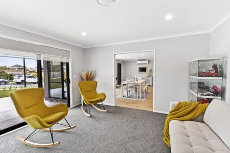Photo of property in 40 Peacock Place, Pokeno, 2402
