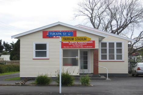Photo of property in 158f Tukapa Street, Westown, New Plymouth, 4310