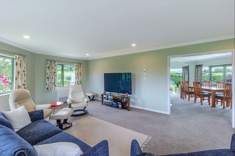 Photo of property in 28 Waipuna Grove, Levin, 5571