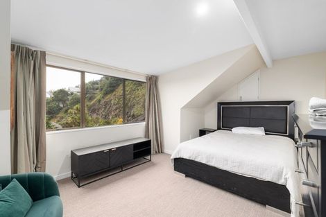 Photo of property in 2 Cannon Hill Crescent, Mount Pleasant, Christchurch, 8081