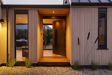 Photo of property in 8 Arran Lane, Jacks Point, Queenstown, 9371