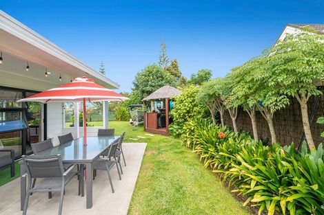 Photo of property in 75 Maygrove Drive, Orewa, 0931
