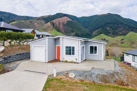 Photo of property in 23 Huntaway Close, Stoke, Nelson, 7011