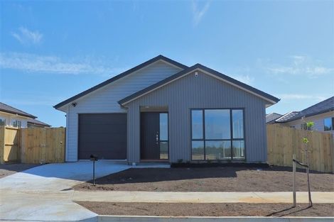 Photo of property in 3 Parton Road, Pukekohe, 2120