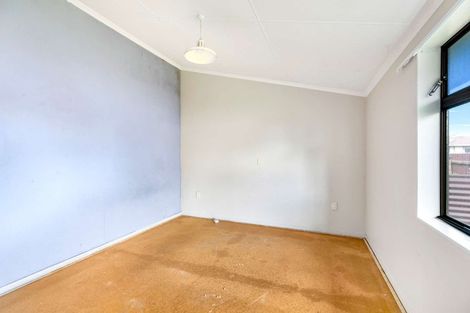 Photo of property in 114 Tremaine Avenue, Westbrook, Palmerston North, 4412