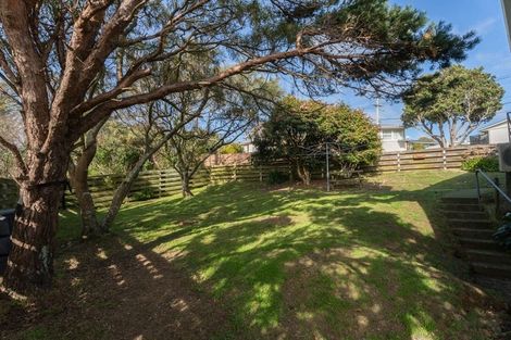 Photo of property in 54 Mark Avenue, Paparangi, Wellington, 6037