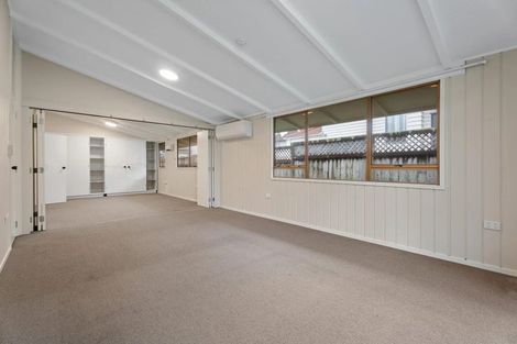 Photo of property in 31 Campbell Road, Onehunga, Auckland, 1061