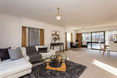 Photo of property in 11 Jamell Place, Avonhead, Christchurch, 8042
