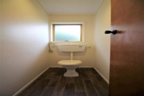 Photo of property in 1/42 Kohinoor Avenue, Mangere, Auckland, 2022