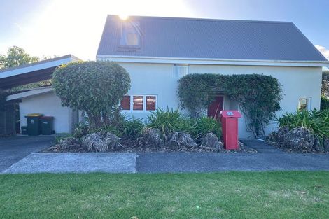 Photo of property in 2a Seaforth Avenue, Mangere Bridge, Auckland, 2022
