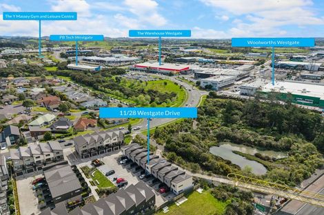 Photo of property in 11/28 Westgate Drive, Westgate, Auckland, 0614