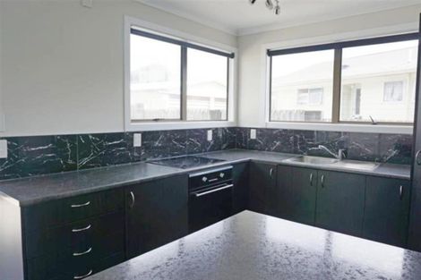 Photo of property in 21 Poutini Place, Manurewa, Auckland, 2102
