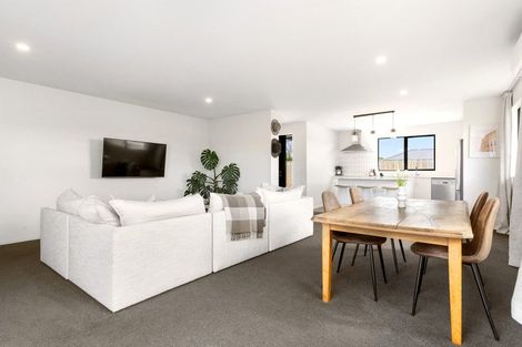 Photo of property in 17 Merino Crescent, Amberley, 7410