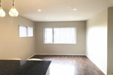 Photo of property in 160 Keri Vista Rise, Papakura, 2110