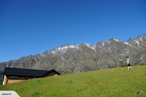 Photo of property in 6a Kinross Lane, Jacks Point, Queenstown, 9371