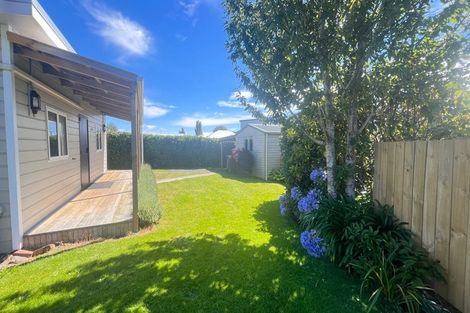 Photo of property in 12 Margate Street, Waihola, Milton, 9073