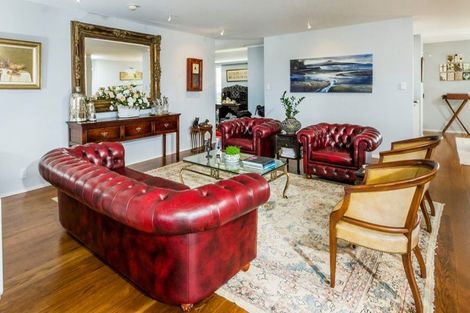 Photo of property in 2b/6 The Promenade, Takapuna, Auckland, 0622