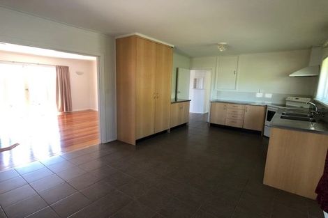 Photo of property in 4 Simpson Road, Ranui, Auckland, 0612