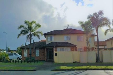 Photo of property in 69 Middlefield Drive, East Tamaki Heights, Auckland, 2016