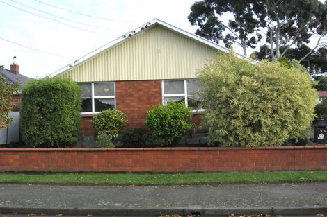 Photo of property in 2a Nyoli Street, Northcote, Christchurch, 8052
