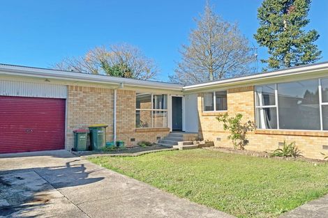 Photo of property in 14 Fenwick Crescent, Hillcrest, Hamilton, 3216