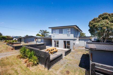 Photo of property in 8 Milne Street, Sanson, 4817