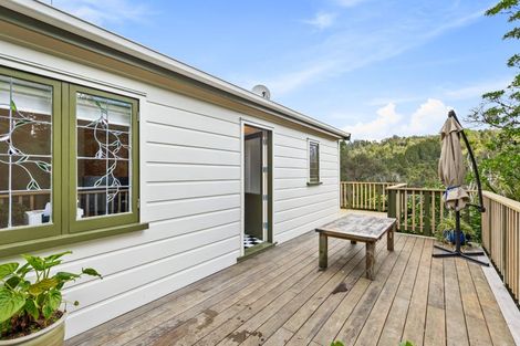 Photo of property in 41 Te Henga Road, Waitakere, Henderson, 0781