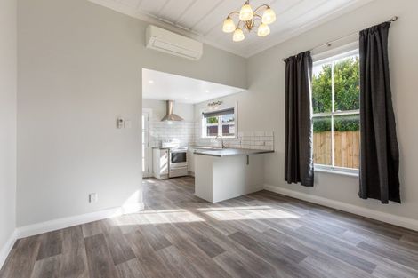 Photo of property in 37 Ross Street, Woodville, 4920