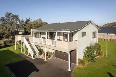 Photo of property in 439 Seaforth Road, Bowentown, Waihi Beach, 3177