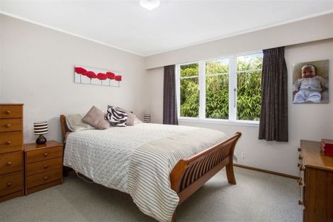 Photo of property in 56 Bassett Road, Johnsonville, Wellington, 6037