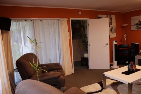 Photo of property in 17 Gerontius Glade, Torbay, Auckland, 0630