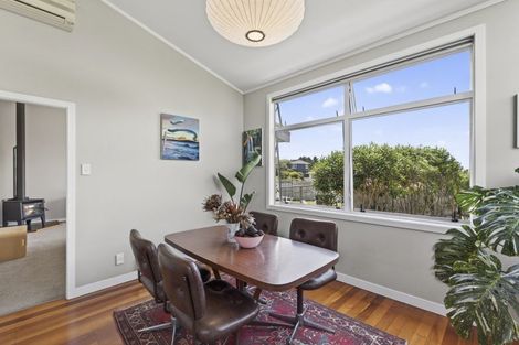 Photo of property in 56 Crownhill Street, Spotswood, New Plymouth, 4310