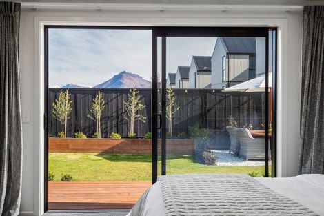 Photo of property in 37 Barn Road, Jacks Point, 9371