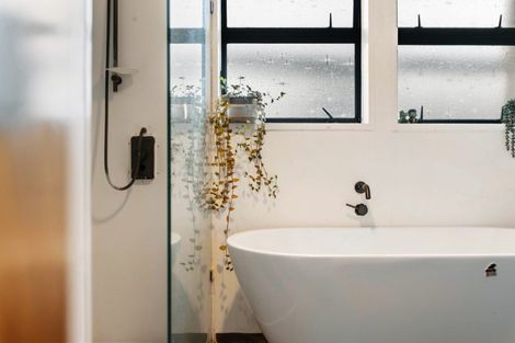 Photo of property in 16 Jollys Road, Cromwell, 9310