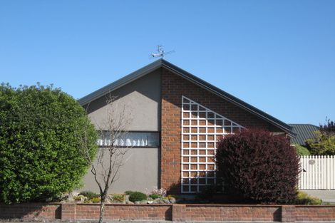 Photo of property in 49 Lowry Avenue, Redwood, Christchurch, 8051