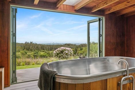 Photo of property in 1880 Mangorei Road, Mangorei, New Plymouth, 4371