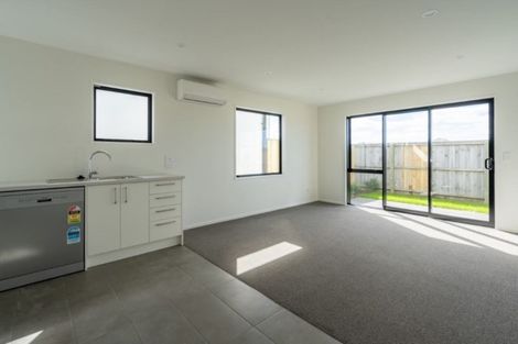 Photo of property in 93 Faringdon Boulevard, Rolleston, 7615