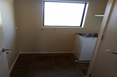 Photo of property in 14 Chablis Place, Henderson, Auckland, 0612