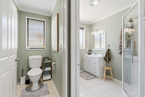 Photo of property in 6b Reid Avenue, Mosgiel, 9024