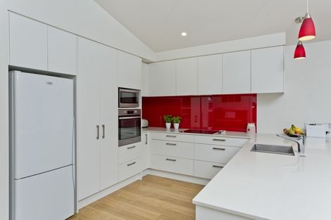 Photo of property in 34 Sylvia Road, Hillcrest, Auckland, 0627