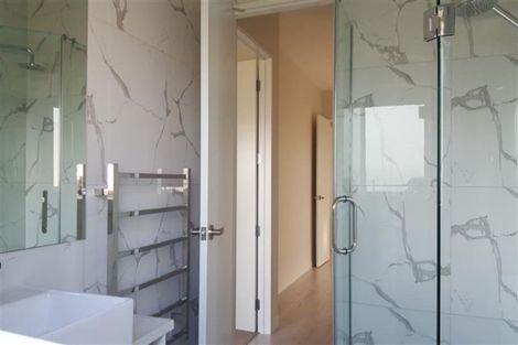 Photo of property in 37 Hikuawa Road, Flat Bush, Auckland, 2019