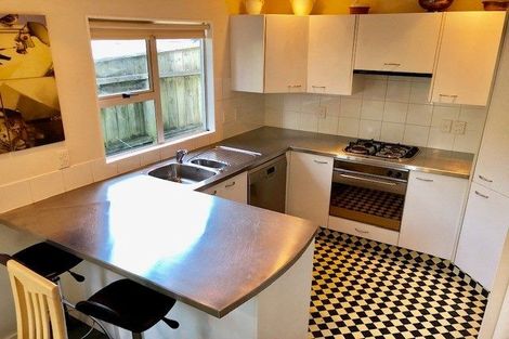 Photo of property in 60u3 Pirie Street, Mount Victoria, Wellington, 6011